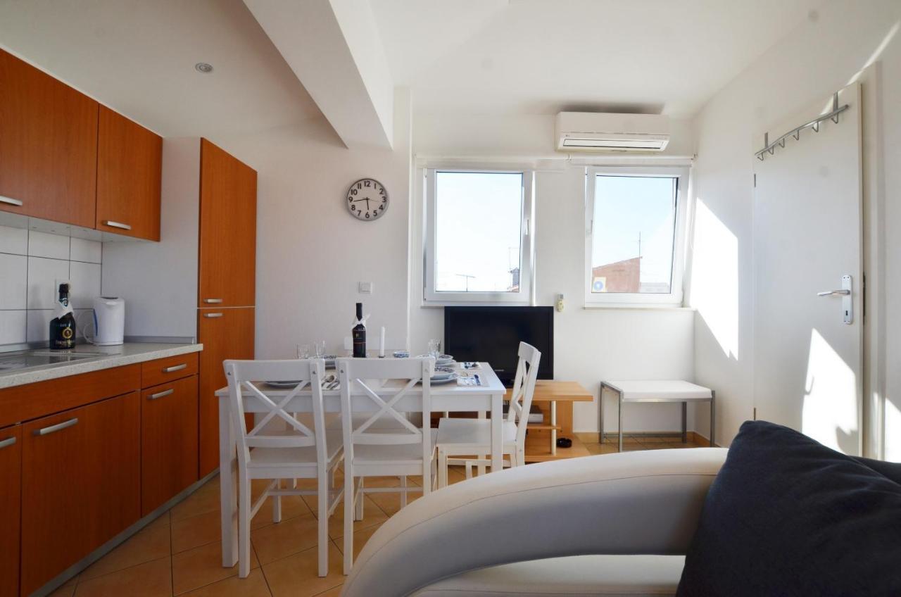 רוביני Peter Apartment מראה חיצוני תמונה