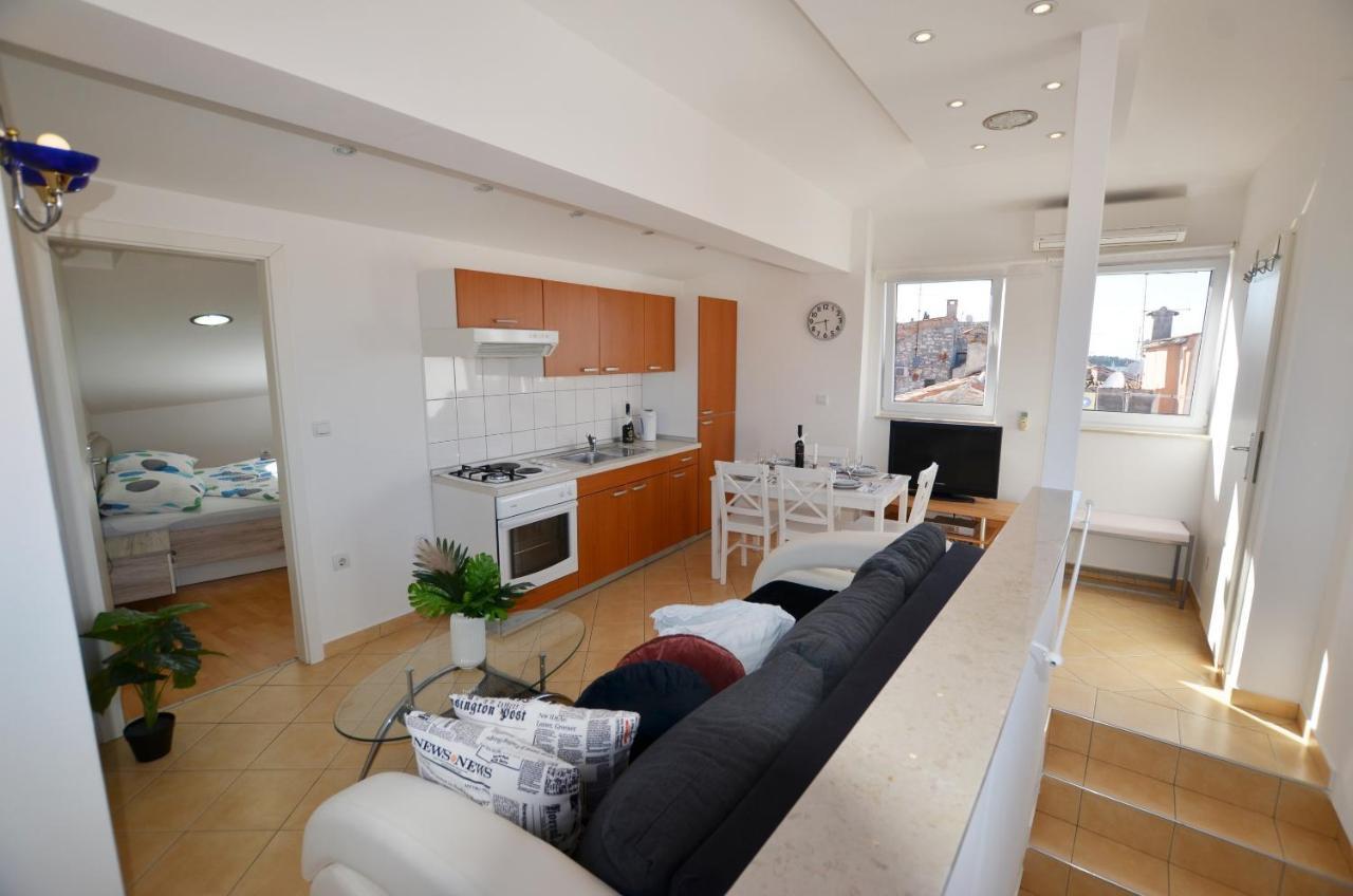 רוביני Peter Apartment מראה חיצוני תמונה
