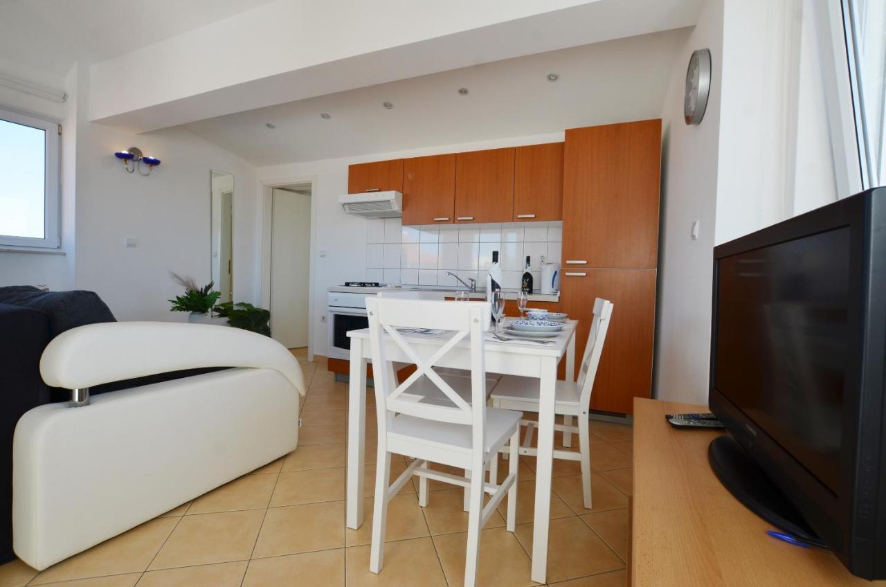 רוביני Peter Apartment מראה חיצוני תמונה