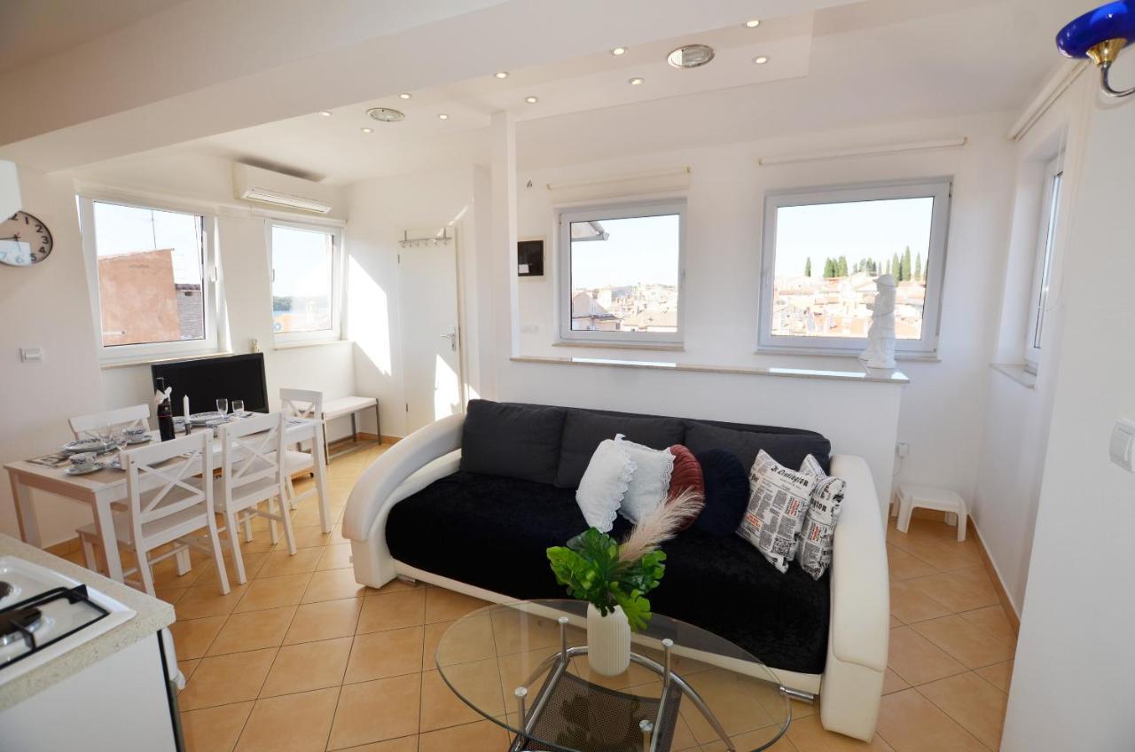 רוביני Peter Apartment מראה חיצוני תמונה