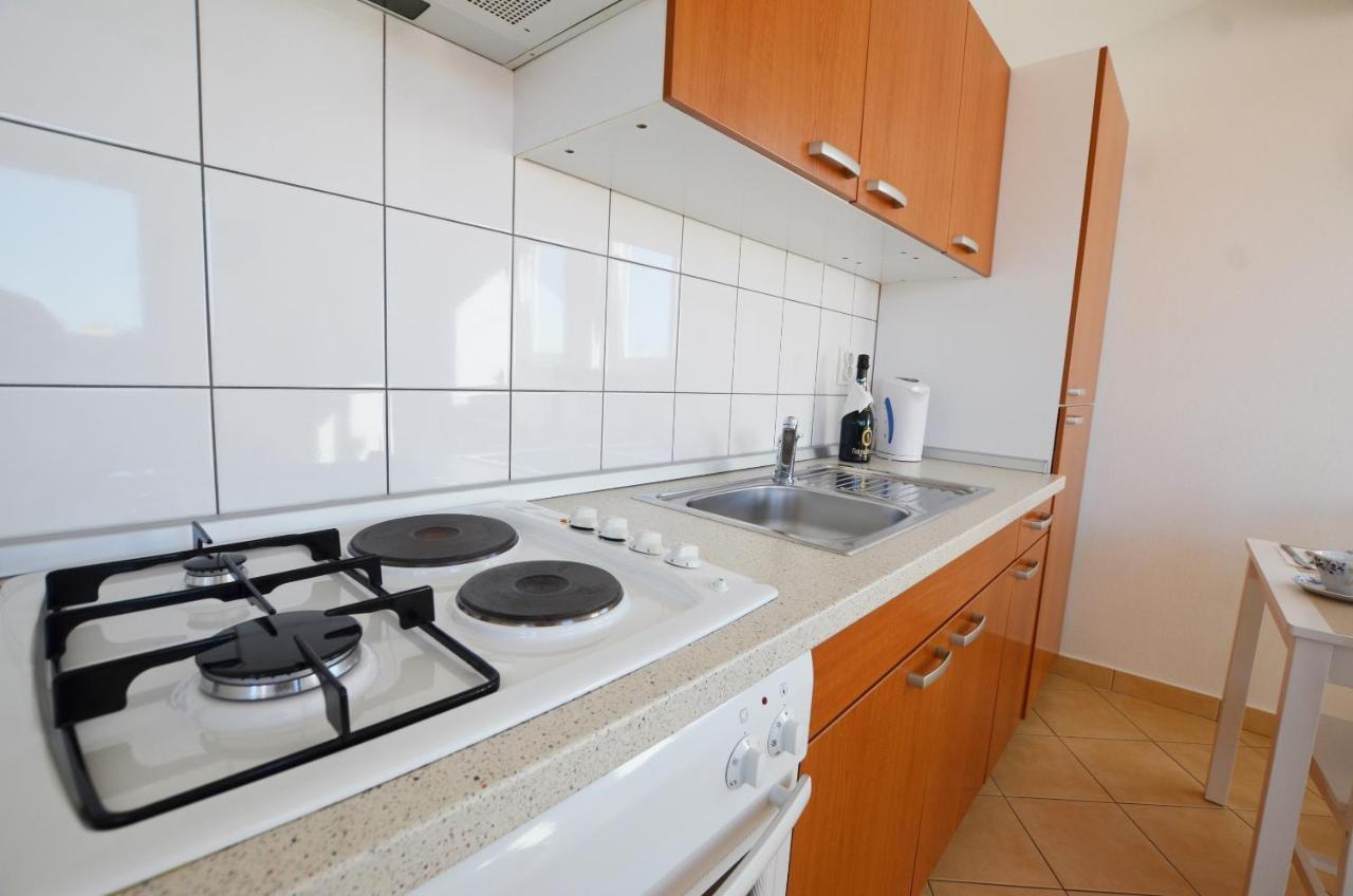 רוביני Peter Apartment מראה חיצוני תמונה